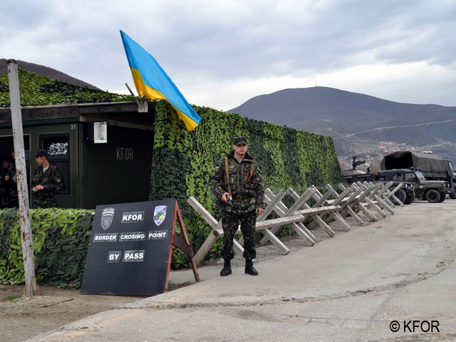 RBC: Ukraina tërheq trupat e saj paqeruajtëse nga Kosova