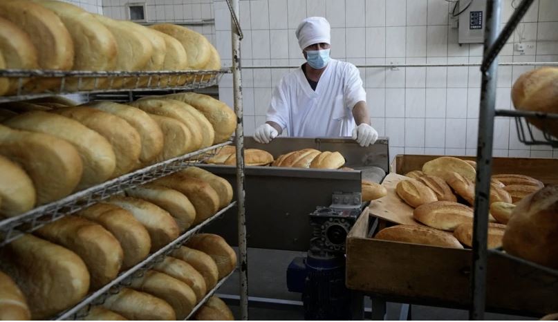 Furra e bukës që ushqen ukrainasit në nevojë