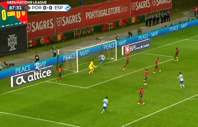 Krejt në fund – Morata befason Portugalinë me një gol të bukur