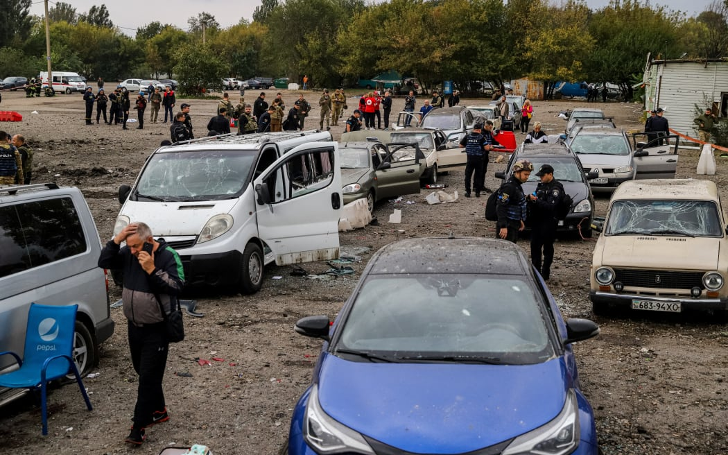 Rusia u kthehet sulmeve ndaj civilëve ukrainas: 23 të vdekur pas sulmit në Zaporizhzhia
