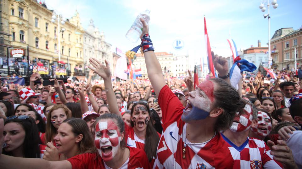 “Kroatët pushtojnë Vjenën”, numër i madh i tifozëve për takimin Austri-Kroaci