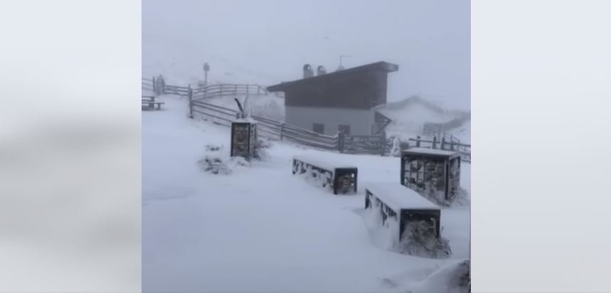 Bora mbërrin herët në Itali (Video)