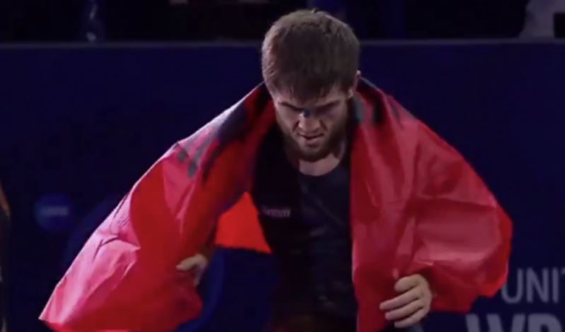Tjetër medalje ari për Shqipërinë, Abakarov triumfon në Beograd: Kampion bote në mundje