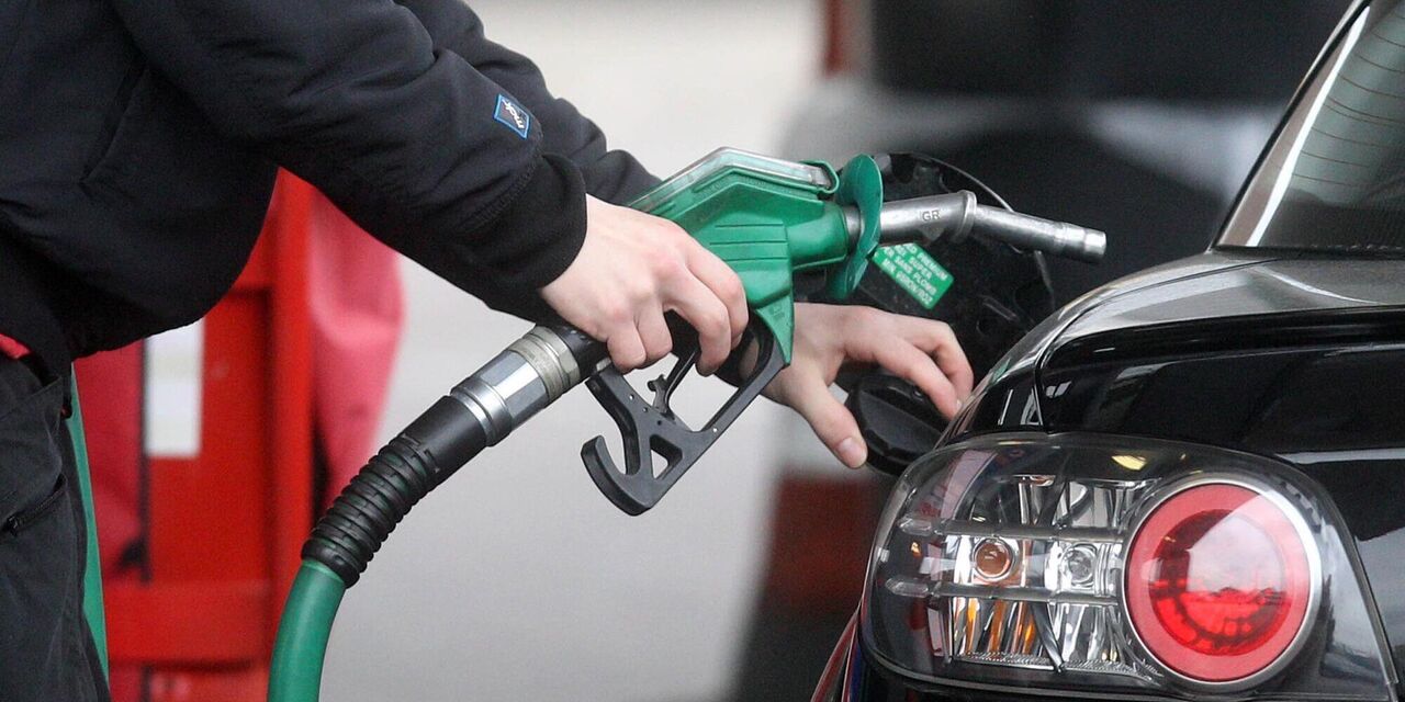 Çmimi i naftës në bursë i njëjtë si në janar, në karburante 20% më shtrenjtë