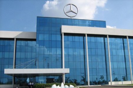 Mercedes largohet nga Rusia