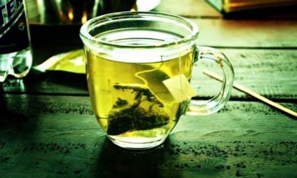 Çaji i gjelbër ndihmon në luftimin e kancerit