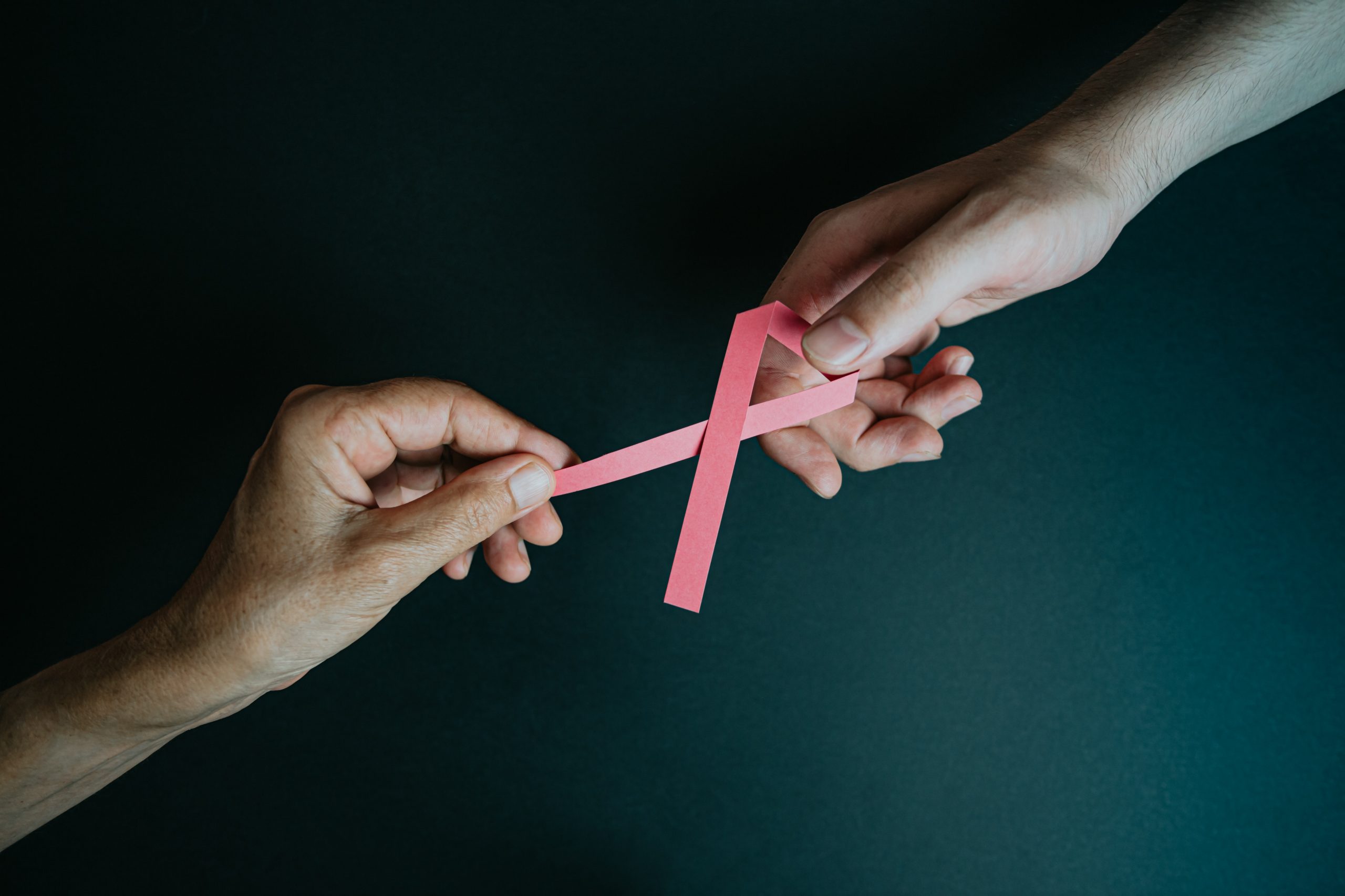 Tetori Rozë: Disa informacione të rëndësishme për kancerin e gjirit