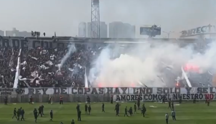 Rrëzohet stadiumi i futbollit në Kili, ka tifozë të lënduar