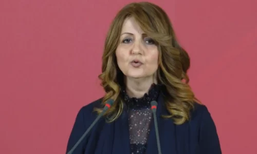 Kollçaku: Jam kandidate për presidente