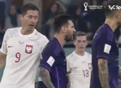 Momenti kur Messi e injoron keq Lewandowskin edhe pse sulmuesi polak i kërkoi falje