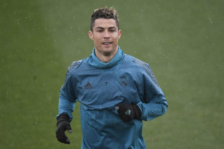 Çfarë po ndodh? Ronaldo po stërvitet në qendrën stërvitore të Real Madridit