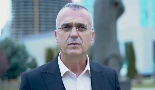 Dugolli ia bën qejfin Kurtit: Nuk ka krizë me ShBA-në, raportet janë më të mira se kurrë më parë