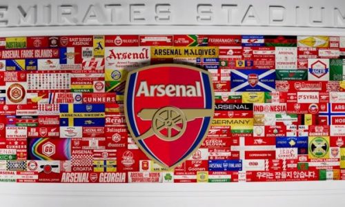 Arsenali vendos edhe flamurin e Kosovës në një pjesë të stadiumit ‘Emirates’