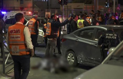 Jerusalem: Shtatë të vdekur dhe 10 të plagosur pas një sulmi me armë