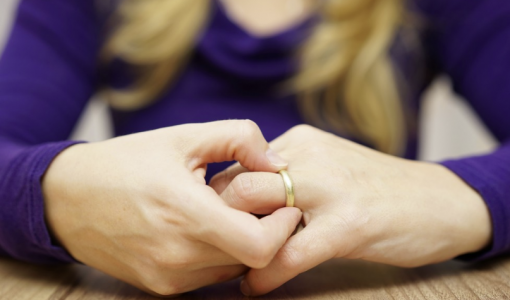 Burrin e fala për tradhti: A mund të përleshem me gruan që më tradhtoi?