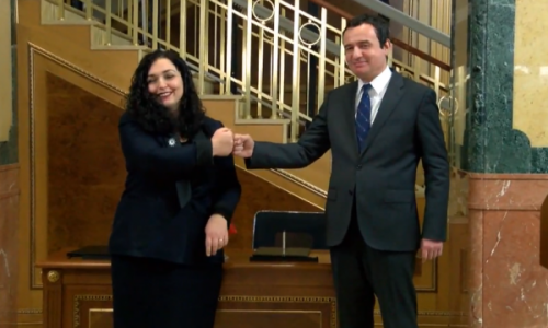 Kurti i përgjigjet deklaratave të Osmanit se nuk luhet “bixhoz me aleancat”: Jam bashkërenduar me Presidenten për politikën e jashtme