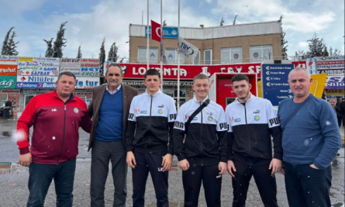 Ekipi kosovar i mundjes arrin në Stamboll, pritet kthimi i tyre në Kosovë