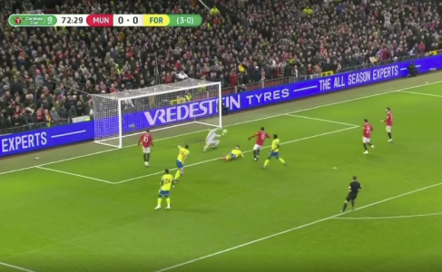 Man United ‘bombardon’ me dy gola të shpejtë Nottinghamin