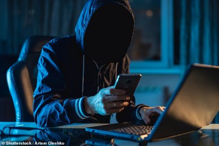 Ky është rrjeti social që ju vjedh më shumë të dhëna personale se çdo platformë tjetër