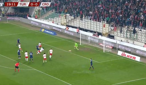 Kroacia në epërsi ndaj Turqisë, shënon nga afërsia Kovacic