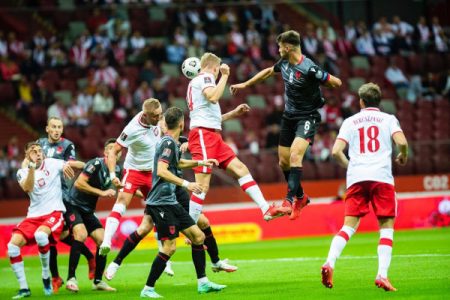 Formacionet zyrtare: Poloni – Shqipëri