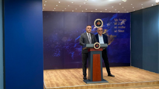 AAK: Vendimi i Kushtetueses vërtetoi se përmes ligjeve, qeveria synon t’i kapë institucionet e pavarura