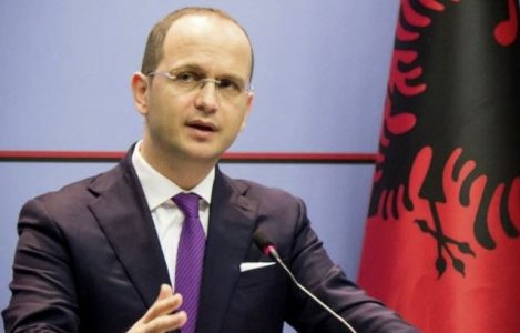 Brohoritjet antishqiptare në prani të Mickoskit, Bushati: Galeri turpi, e papranueshme heshtja e zyrtarëve të lartë që ishin aty