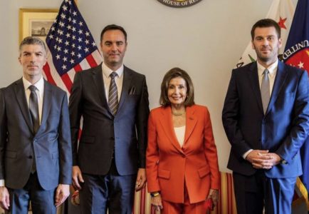 Konjufca takim me Kongresisten Pelosi “shkëmbejnë pikëpamje” për forcimin e bashkëpunimit dypalësh