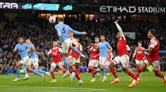 City turpëron Arsenalin dhe tash ka në dorë titullin