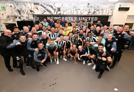 Newcastle feston edhe me barazim, rikthehet pas 20 vitesh në Champions