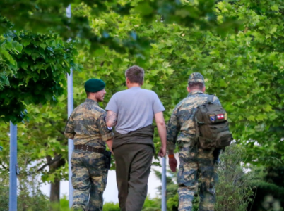 REL: Pjesëtarët e lënduar të KFOR-it po trajtohen në Prishtinë