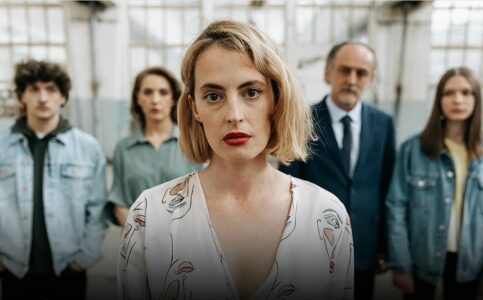 Aktorja kryesore e serialit “Rrushe” tregon pse janë vendosur titrat shqip-shqip