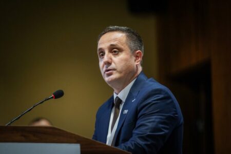 ‘‘Padrejtësi dhe mjerim”, Selmanaj numëron dështimet e Kurtit në drejtësi