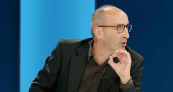 Mirena: Qeveria duhet ta marr mësimin e fundit nga dje, nuk duhet të sulmohet Amerika