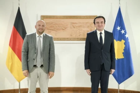 Sarrazin: Çka i thash Albin Kurtit kur nisën tensionet në veri