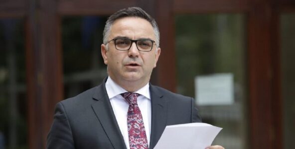 77 vjeçari nga Kosova po mbahet në burg në Serbi, Besnik Tahiri ka një kërkesë për institucionet