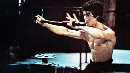 Bruce Lee: Trashëgimia e legjendës së sportit dhe artit