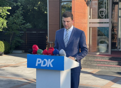 Krasniqi kërkon zgjedhje të reja: PDK pezullon komunikimin me Kurtin e Osmanin