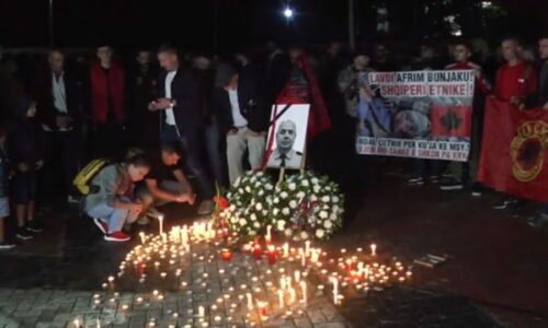 Homazhe në Tiranë në nder të policit të Kosovës