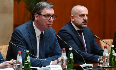 Vuçiq thotë se Radojiçiq ka dhënë dorëheqje nga posti i nënkryetarit të Listës Serbe