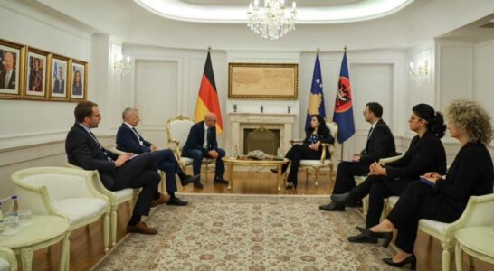 Osmani pas takimit me Sarrazin: Veprimet terroriste në veri janë të orkestruara nga Beogradi