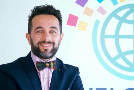 Dritarja e thyer e Kurtit: Çfarë po i Mungon Strategjisë për Investime?