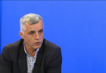 Klinaku: Njeriu kryesor i të gjitha të arriturave të Kosovës pas luftës është Hashim Thaçi