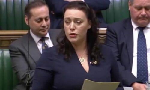 Deputetja britanike mirëpret shtimin e trupave të KFOR-it në Kosovë