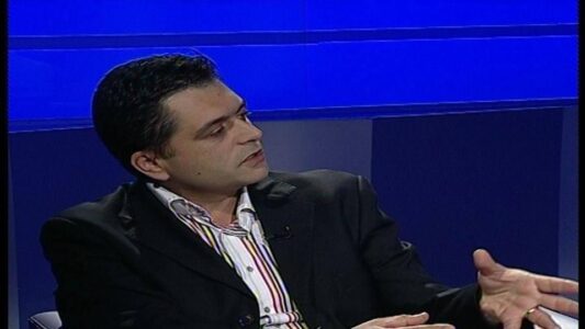 Çfarë ka Emannuel Macron me Albin Kurtin?