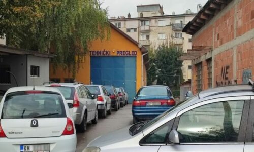 Kërkohet shtyrja e afatit për regjistrim të veturave në veri