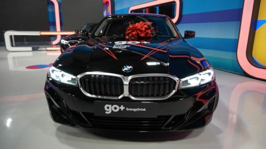 Arlinda Pllana nga Prishtina fiton veturën e dytë të BMW Seria 3 në LOJË E TRENT me GO+