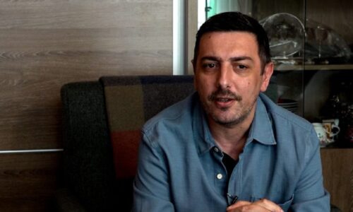 Valon Syla për Abdixhikun: Njeri që jep dorëheqje s’pret me lutë mo