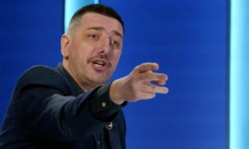 Syla ironizon me skandalin e rriqnave: Blejeni do shampon lani e i zbutni