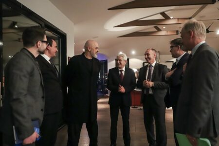 Shuplaka amerikane për Albin Kurtin në Shkup